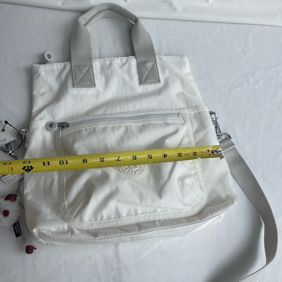 Kipling white handbag/ crossbody bag 2 in 1  new with tag - Picture 9 of 13